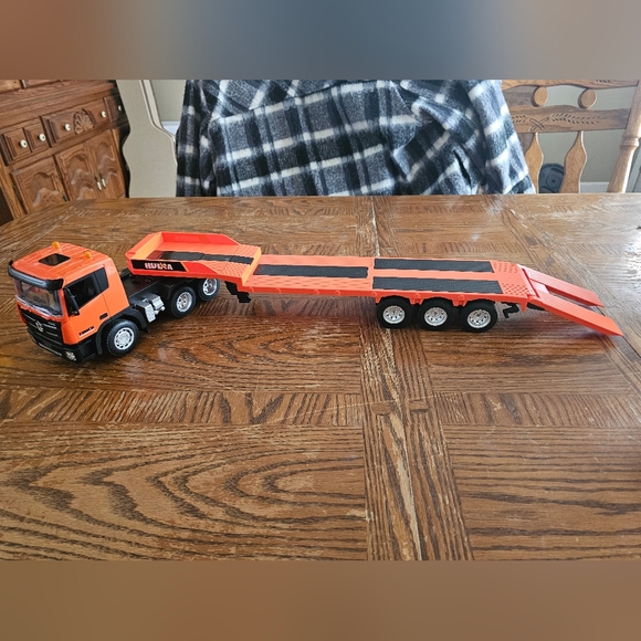 Remote Control Constrution Set - Picture 6 of 13